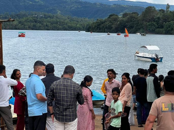 Mini Kashmir Tapola is bustling with tourists, Diwali season begins with enthusiasm | Satara: ‘मिनी काश्मीर’ तापोळा पर्यटकांनी गजबजले, दिवाळी हंगामाची उत्साहात सुरुवात Mini Kashmir Tapola is bustling with tourists, Diwali season begins with enthusiasm | Satara: ‘मिनी काश्मीर’ तापोळा पर्यटकांनी गजबजले, दिवाळी हंगामाची उत्साहात सुरुवात