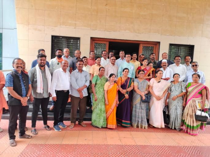 Buldhana: Organized for writer Tarabai Shinde's memorial | Buldhana: लेखिका ताराबाई शिंदे यांच्या स्मारकासाठी सरसावल्या संघटना Buldhana: Organized for writer Tarabai Shinde's memorial | Buldhana: लेखिका ताराबाई शिंदे यांच्या स्मारकासाठी सरसावल्या संघटना