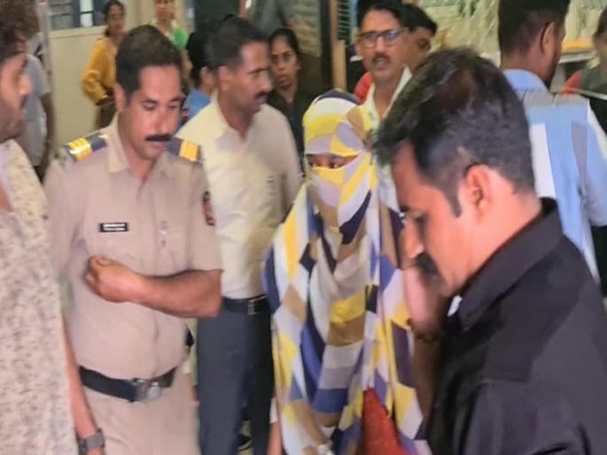 I said no so he told me...! Young woman's reaction after the thrilling incident in Sadashiv Petha | मी नाही म्हटलं म्हणून त्याने मला...! सदाशिव पेठेतील थरारक घटनेनंतर तरुणीची प्रतिक्रिया I said no so he told me...! Young woman's reaction after the thrilling incident in Sadashiv Petha | मी नाही म्हटलं म्हणून त्याने मला...! सदाशिव पेठेतील थरारक घटनेनंतर तरुणीची प्रतिक्रिया