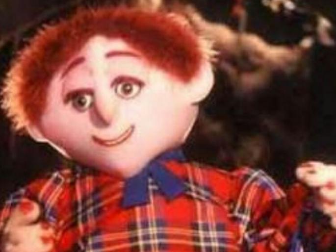 Tatya vinchus photo went viral on teddy day | Teddy Day Memes : व्हायरल झाला तात्या विंचूचा फोटो; लोकांचा ट्विटरवर ओम फट्ट स्वाहाचा जप !