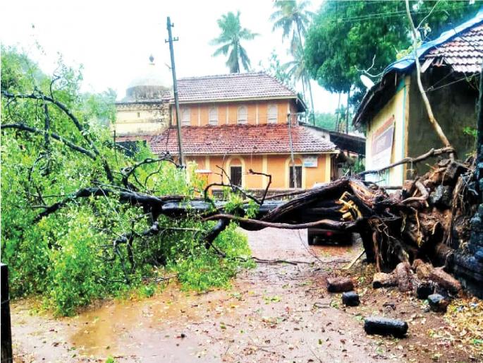 Tauktae Cyclone: storm intensifies, Orange alert to Mumbai today; Vigilance orders to citizens | Tauktae Cyclone: 'तौक्ते' वादळाची तीव्रता वाढली, मुंबईला आज ऑरेंज अलर्ट; नागरिकांना सतर्कतेचे आदेश
