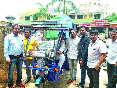 Triangular battery to run on the ghantagadi! | त्र्यंबकला बॅटरीवर चालणार घंटागाड्या ! Triangular battery to run on the ghantagadi! | त्र्यंबकला बॅटरीवर चालणार घंटागाड्या !