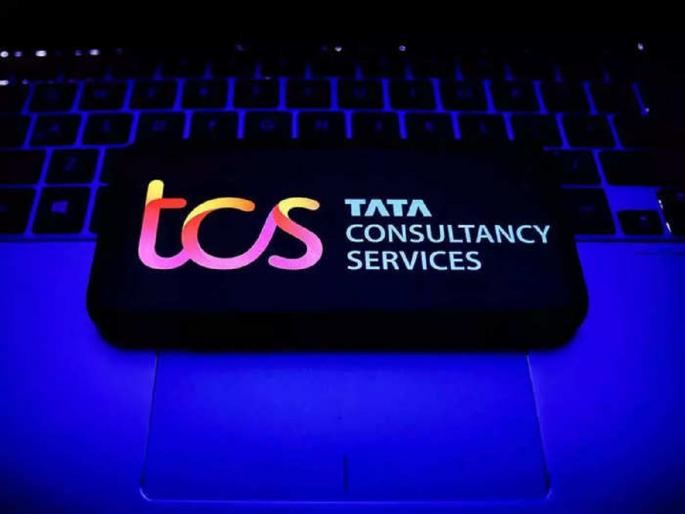 TCS Job Scam Big action by TCS 6 employees sacked Staffing firms also blacklisted know details | TCS Job Scam: टीसीएसची मोठी कारवाई, ६ कर्मचाऱ्यांना कामावरुन काढलं; स्टाफिंग फर्म्सही ब्लॅकलिस्ट