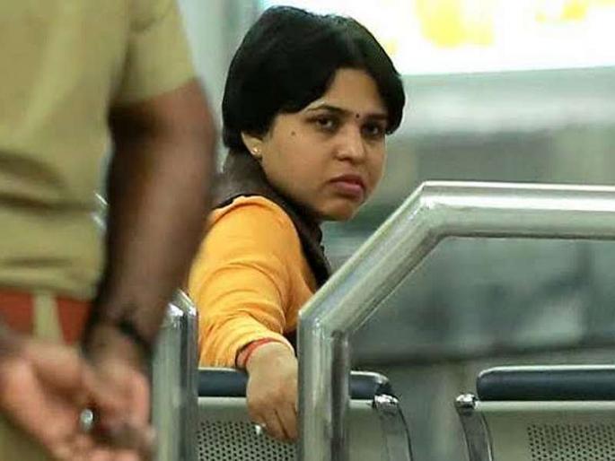 Come Defamation of baby bitters; Crime against Trupti Desai | आ. बच्चू कडूंची बदनामी; तृप्ती देसाईविरुद्ध गुन्हा Come Defamation of baby bitters; Crime against Trupti Desai | आ. बच्चू कडूंची बदनामी; तृप्ती देसाईविरुद्ध गुन्हा