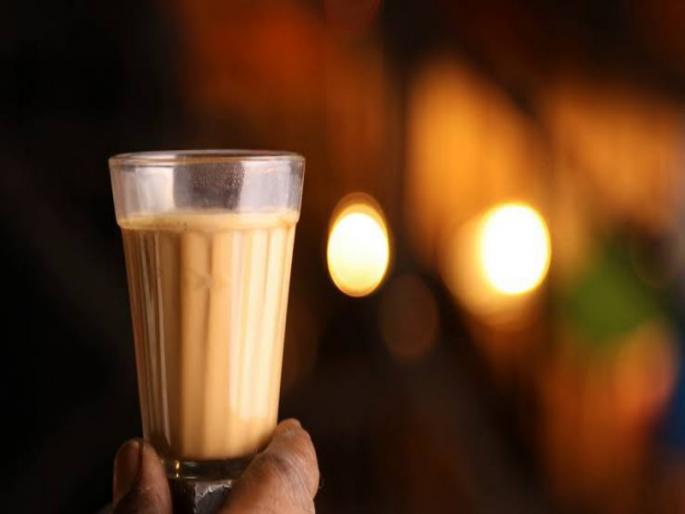 "he" finished 45 cups tea in just nine minutes | पैजेसाठी कायपण..! अवघ्या नऊ मिनिटांत '' त्याने '' संपवला तब्बल ४५ कप चहा 