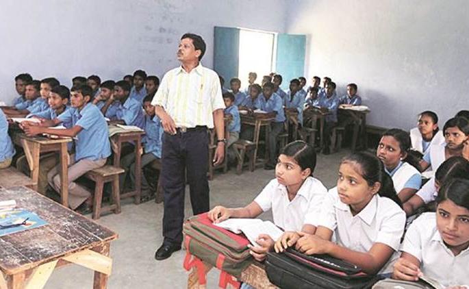 DED colleges across the country will go down in history | देशभरातील डीएड महाविद्यालयांचे अस्तित्व होणार इतिहासजमा DED colleges across the country will go down in history | देशभरातील डीएड महाविद्यालयांचे अस्तित्व होणार इतिहासजमा