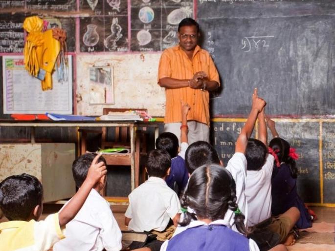 Day shift teachers can not work at night school | दिवसकालीन शिक्षकांना रात्रकालीन शाळेत काम करता येणार नाही Day shift teachers can not work at night school | दिवसकालीन शिक्षकांना रात्रकालीन शाळेत काम करता येणार नाही