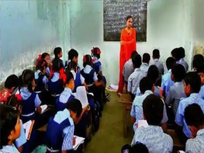 Permanent ban on giving TET exam to 126 teachers in Kolhapur district | कोल्हापूर जिल्ह्यातील १२६ शिक्षकांना ‘टीईटी’ देण्यास कायमची बंदी Permanent ban on giving TET exam to 126 teachers in Kolhapur district | कोल्हापूर जिल्ह्यातील १२६ शिक्षकांना ‘टीईटी’ देण्यास कायमची बंदी