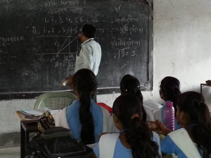 Lokmat Deepotsav Teachers, step up and make a difference! Combine 'New Education Policy' and 'Artificial Intelligence'! | शिक्षकांनो, थोडे (बि)घडा आणि बदला! ‘नवीन शैक्षणिक धोरण’, ‘आर्टिफिशियल इंटेलिजन्स’ अन्...