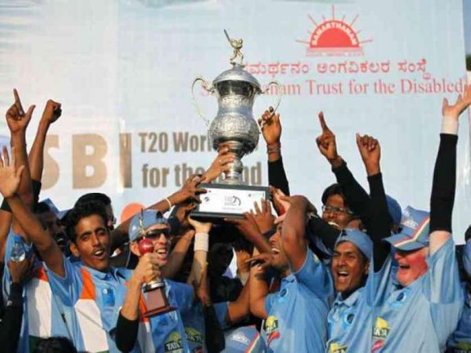 Durdev! The former captain, who won two World Cups, is looking for a job | दुर्दैव! दोन विश्वचषक जिंकून देणारा माजी कर्णधार नोकरीच्या शोधात