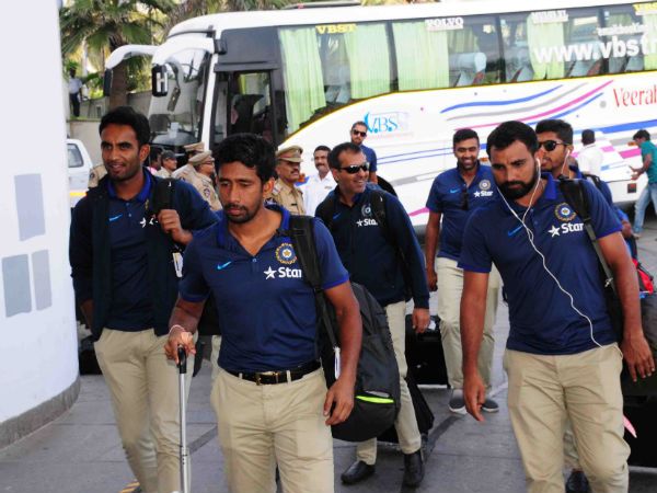 When will the Indian team arrive for the first Twenty20 match against Sri Lanka; The big problem was ... | श्रीलंकेविरुद्धच्या पहिल्या ट्वेन्टी-२० सामन्यासाठी भारतीय संघ कधी पोहोचणार; निर्माण झाली मोठी समस्या...