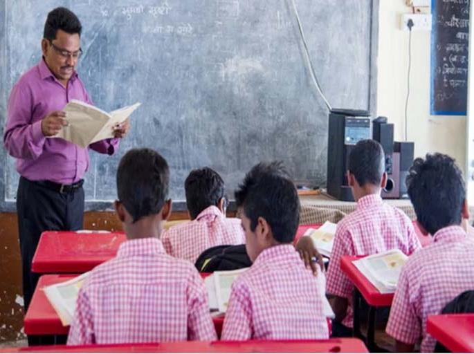 29 Gurus of Solapur Zilla Parishad for promotion | मास्तर तुम्ही पण; पदोन्नतीसाठी सोलापूर जिल्हा परिषदेच्या २९ गुरुजींची बनवाबनवी 29 Gurus of Solapur Zilla Parishad for promotion | मास्तर तुम्ही पण; पदोन्नतीसाठी सोलापूर जिल्हा परिषदेच्या २९ गुरुजींची बनवाबनवी