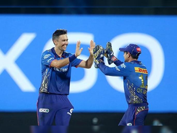 IPL 2021 MI Vs KKR Live T20 Score : BLOCKBUSTER performance from Trent Boult in the final over, Mumbai Indians won by 10 runs | IPL 2021 : MI Vs KKR T20 Live : मुंबई इंडियन्सनं गमावलेला सामना खेचून आणला; राहुल चहर, ट्रेंट बोल्टनं 'गेम'च फिरवला!