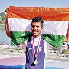 meet Tejas shinde, indian rowing team | दुष्काळी गावचा तेजस रोइंग ऑलिम्पिक गाठायचं म्हणतो तेव्हा. meet Tejas shinde, indian rowing team | दुष्काळी गावचा तेजस रोइंग ऑलिम्पिक गाठायचं म्हणतो तेव्हा.