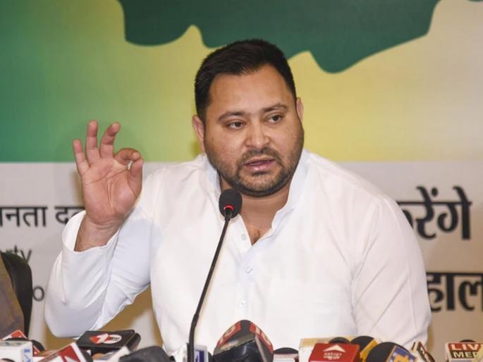 bihar election 2025 Tejashwi yadav masterstroke in Bihar Pension, insurance of Rs 50 lakh for panchayat representatives and assistance of Rs 5 lakh announced | बिहारमध्ये तेजस्वींचा मास्टरस्ट्रोक; पंचायत प्रतिनिधींना पेन्शन, ५० लाखांचा विमा, ५ लाखांची मदत अन्...! केली घोषणांची आतशबाजी