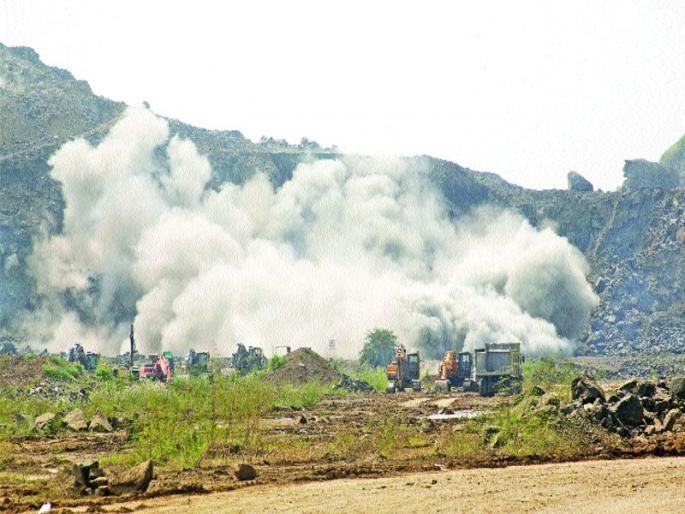 Shoot-out, 'Take Off' of working process of airport in navi mumbai | शूट आउट, विमानतळाच्या कामाचे सुसाट ‘टेक आॅफ’ Shoot-out, 'Take Off' of working process of airport in navi mumbai | शूट आउट, विमानतळाच्या कामाचे सुसाट ‘टेक आॅफ’