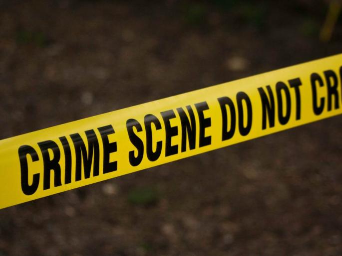 8 men barge into Meerpet house, sexual harassment 15-year-old orphan girl | धक्कादायक! चाकुचा धाक दाखवून ८ जणं घरात घुसले, तिघांचा १५ वर्षीय अनाथ मुलीवर अत्याचार 8 men barge into Meerpet house, sexual harassment 15-year-old orphan girl | धक्कादायक! चाकुचा धाक दाखवून ८ जणं घरात घुसले, तिघांचा १५ वर्षीय अनाथ मुलीवर अत्याचार