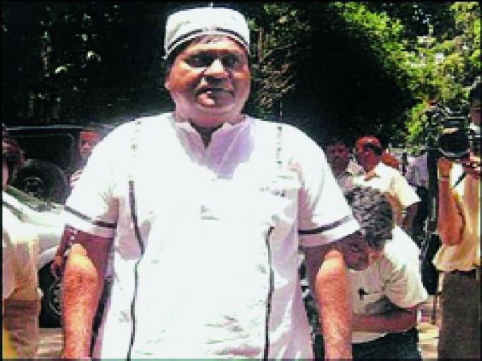 Abdul Karim Telgi, the founder of the fake stamp scam of thousands of crores, passed away | हजारो कोटी रुपयांच्या बनावट मुद्रांक घोटाळ्याचा सूत्रधार अब्दुल करीम तेलगीचे निधन Abdul Karim Telgi, the founder of the fake stamp scam of thousands of crores, passed away | हजारो कोटी रुपयांच्या बनावट मुद्रांक घोटाळ्याचा सूत्रधार अब्दुल करीम तेलगीचे निधन