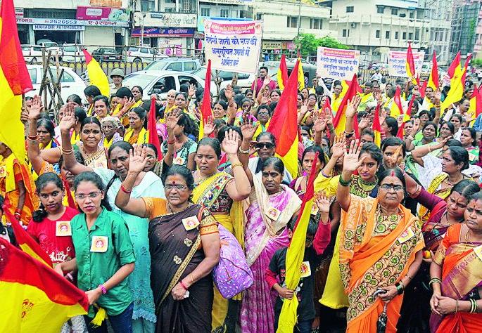 Add Telangi community in scheduled tribes | तेलंगी समाजाला अनुसूचित जमातीत समाविष्ट करा Add Telangi community in scheduled tribes | तेलंगी समाजाला अनुसूचित जमातीत समाविष्ट करा