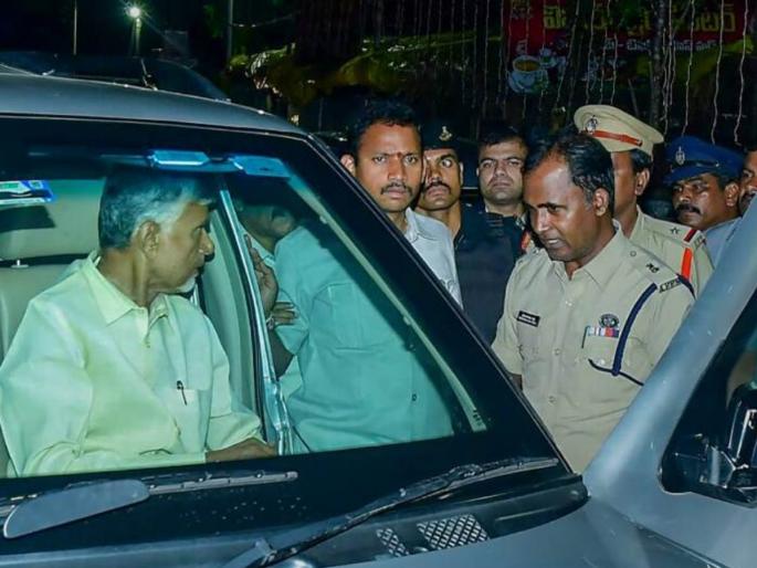 TDP chief Chandrababu Naidu 14 days in custody; He was arrested in a corruption case | टीडीपी प्रमुख चंद्राबाबू नायडूंना १४ दिवसांची कोठडी; भ्रष्टाचार प्रकरणी केली होती अटक TDP chief Chandrababu Naidu 14 days in custody; He was arrested in a corruption case | टीडीपी प्रमुख चंद्राबाबू नायडूंना १४ दिवसांची कोठडी; भ्रष्टाचार प्रकरणी केली होती अटक