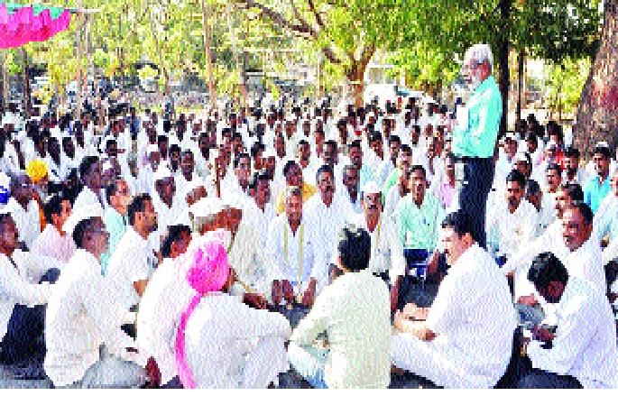 Boycott on election if not available for the water of the tanker: All rights reserved for Kukudwad Gram Sabha | टेंभूचे पाणी न मिळाल्यास निवडणुकांवर बहिष्कार--कुकुडवाड ग्रामसभेत सर्वानुमते ठराव मंजूर Boycott on election if not available for the water of the tanker: All rights reserved for Kukudwad Gram Sabha | टेंभूचे पाणी न मिळाल्यास निवडणुकांवर बहिष्कार--कुकुडवाड ग्रामसभेत सर्वानुमते ठराव मंजूर