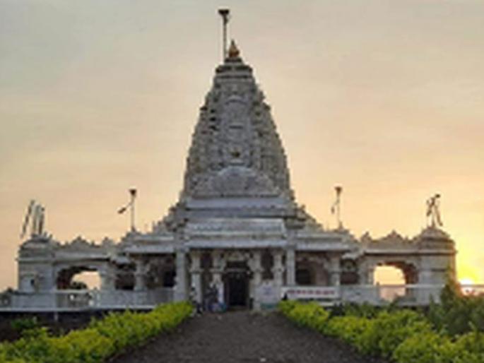 Devotees, hotels, restaurants | भक्तनिवास, हॉटेल्स, खानावळीत साचली धूळ