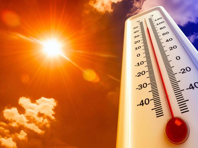First victim of heatstroke in Akola? 44 degree temperature claimed his life; Body found in auto | अकोल्यात उष्माघाताचा पहिला बळी? ४४ अंश तापमानाने घेतला जीव; ऑटोमध्ये आढळला मृतदेह First victim of heatstroke in Akola? 44 degree temperature claimed his life; Body found in auto | अकोल्यात उष्माघाताचा पहिला बळी? ४४ अंश तापमानाने घेतला जीव; ऑटोमध्ये आढळला मृतदेह