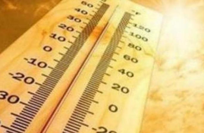 'Red Alert' in most districts of Vidarbha | विदर्भातील बहुतांश जिल्ह्यात ‘रेड अलर्ट’ 'Red Alert' in most districts of Vidarbha | विदर्भातील बहुतांश जिल्ह्यात ‘रेड अलर्ट’