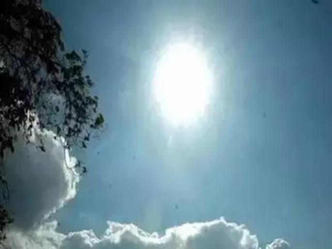 Solapur was well heated Maximum temperature mercury at 42 degrees Celsius | सोलापूर चांगलंच तापले; कमाल तापमानाचा पारा ४२ अंश सेल्सिअसवर Solapur was well heated Maximum temperature mercury at 42 degrees Celsius | सोलापूर चांगलंच तापले; कमाल तापमानाचा पारा ४२ अंश सेल्सिअसवर