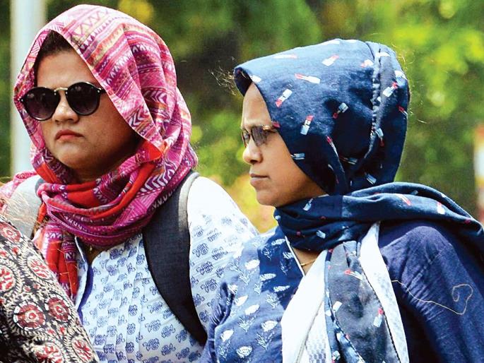 Will remain for three more days 'feverish atmosphere' | आणखी तीन दिवस राहणार ‘ताप’दायक वातावरण Will remain for three more days 'feverish atmosphere' | आणखी तीन दिवस राहणार ‘ताप’दायक वातावरण