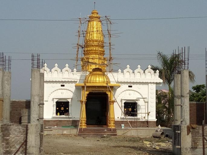 Sai temple worth Rs. 3 crores set up in maslapen village | बंगळुरूत पार्लर चालविणारा ‘ज्ञानेश’ मसलापेन गावात उभारतोय ३ कोटी रुपयांचे साई मंदिर Sai temple worth Rs. 3 crores set up in maslapen village | बंगळुरूत पार्लर चालविणारा ‘ज्ञानेश’ मसलापेन गावात उभारतोय ३ कोटी रुपयांचे साई मंदिर