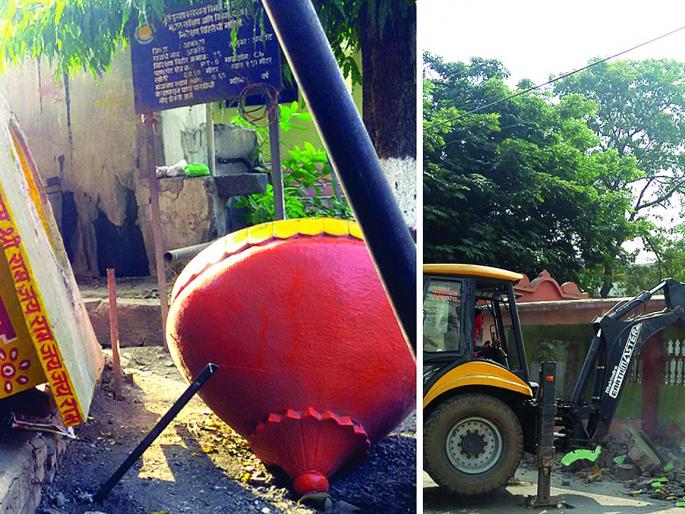 16 religious places in Akot city deleted! | अकोट शहरातील १६ धार्मिक स्थळे हटविली!