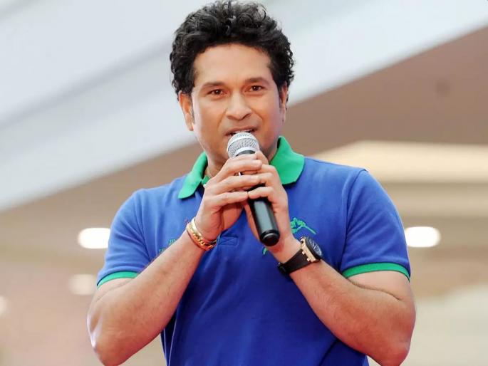 Sachin Tendulkar comes to aid of ailing Ashraf Chaudhary who once fixed his bats | बॅट कारागीर अश्रफ चाचांच्या मदतीला धावला सचिन; उपचारांसाठी आर्थिक मदत करणार