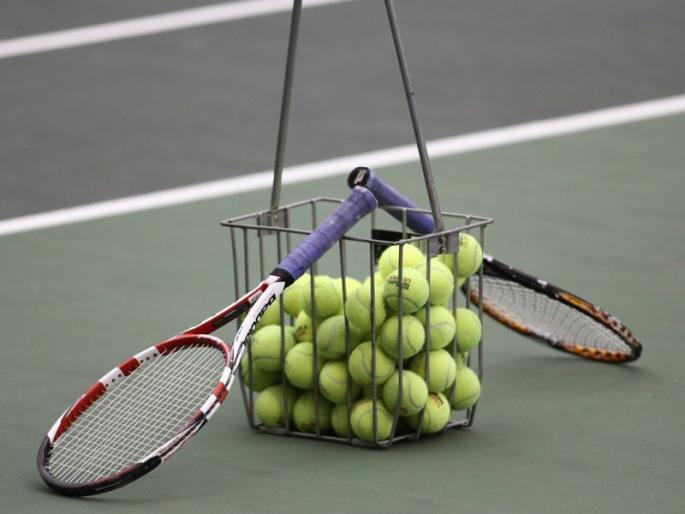 Compared to women, higher education than male tennis players | महिलांच्या तुलनेत पुरुष टेनिसपटूंना जास्त शिक्षा Compared to women, higher education than male tennis players | महिलांच्या तुलनेत पुरुष टेनिसपटूंना जास्त शिक्षा