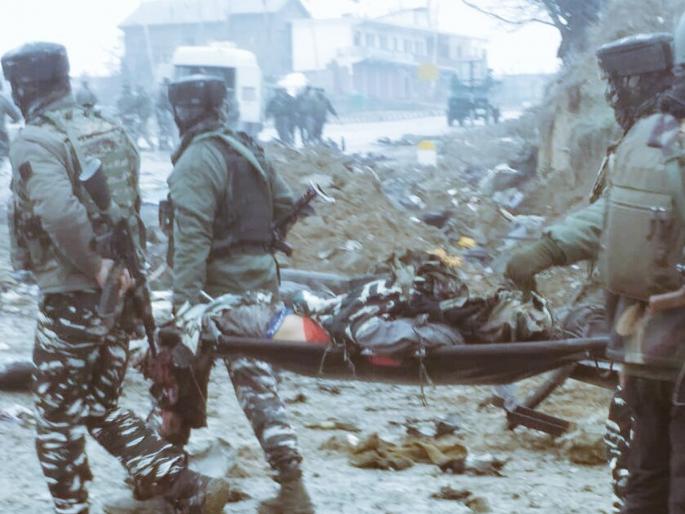 Pulwama Attack Mother India sacrifices sons from Kashmir to Kanyakumari | Pulwama Attack: भारतमातेने गमावले काश्मीरपासून कन्याकुमारीपर्यंतचे वीरपुत्र, महाराष्ट्राचे दोन जवान शहीद