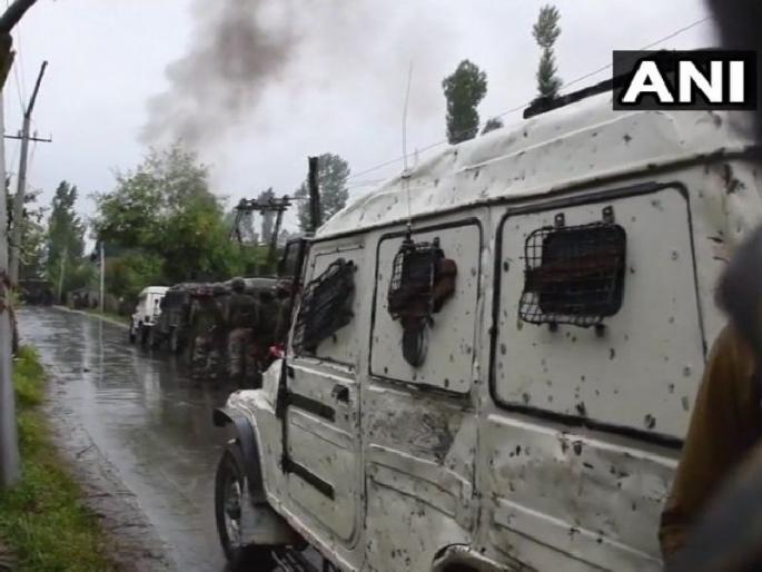 Encounter in pulwama, three terrorists killed | पुलवामामध्ये लष्कराची धडाकेबाज कारवाई, तीन दहशतवाद्यांचा खात्मा 