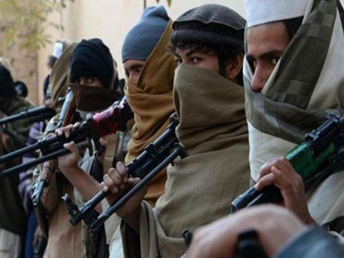 Give up arms and talk Jammu Kashmir Governor Satya Pal Malik invites militants for dialogue | 'दहशतवाद्यांनो; शस्त्र सोडा, माझ्याकडे भोजनाला या' Give up arms and talk Jammu Kashmir Governor Satya Pal Malik invites militants for dialogue | 'दहशतवाद्यांनो; शस्त्र सोडा, माझ्याकडे भोजनाला या'