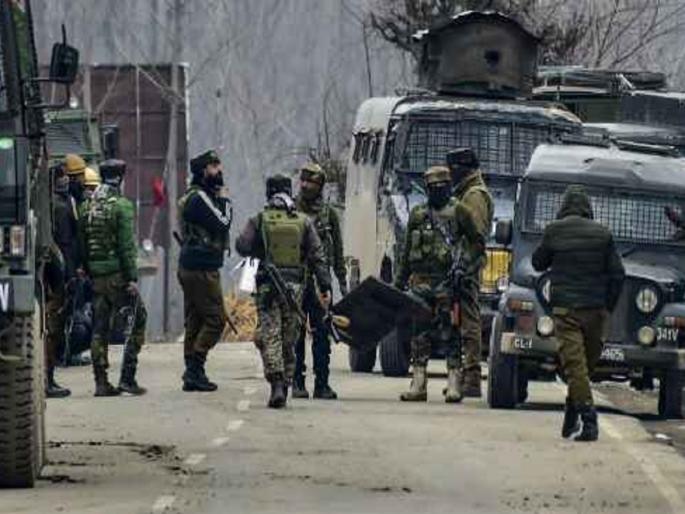J&K Encounter: Encounter in Kulgam, Security forces cordon off terrorists | J&K Encounter: जम्मू-काश्मीरच्या कुलगाममध्ये एनकाउंटर, सुरक्षा दलाकडून दहशतवाद्यांची घेराबंदी J&K Encounter: Encounter in Kulgam, Security forces cordon off terrorists | J&K Encounter: जम्मू-काश्मीरच्या कुलगाममध्ये एनकाउंटर, सुरक्षा दलाकडून दहशतवाद्यांची घेराबंदी