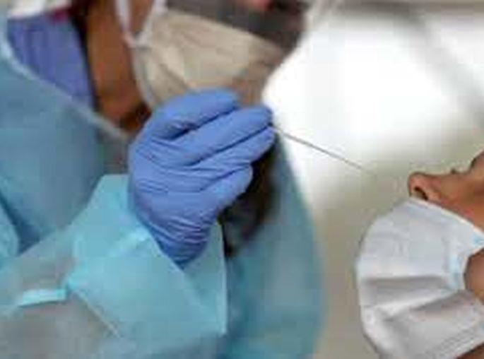 Carrena plans to conduct 2,800 daily tests in Buldana district | बुलडाणा जिल्ह्यात काेराेनाच्या दररोज २,८०० चाचण्या करण्याचे नियोजन