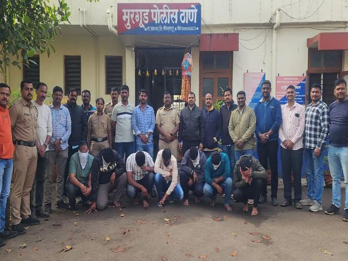 TET paper sold for Rs 3 lakh, gang of teachers arrested in Kolhapur | ‘टीईटी’चा पेपर ३ लाखांत, शिक्षकांची टोळीच जेरबंद; कोल्हापुरात शिक्षकी पेशाला काळीमा