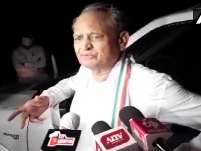Rajasthan, Gujarat, buying and selling was remained; Criticism of Ashok Gehlot | Rajyasabha Election: राजस्थानमध्ये काँग्रेस संकटात; अशोक गेहलोतांकडून आमदारांची बैठक Rajasthan, Gujarat, buying and selling was remained; Criticism of Ashok Gehlot | Rajyasabha Election: राजस्थानमध्ये काँग्रेस संकटात; अशोक गेहलोतांकडून आमदारांची बैठक