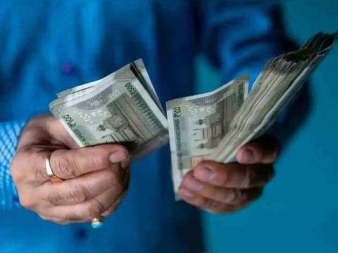 Corona crisis decrease your income; can increase income golden way | हीच ती वेळ! कोरोना काळाची वक्रदृष्टी पडलीय; असे कमवा 'बक्कळ' उत्पन्न Corona crisis decrease your income; can increase income golden way | हीच ती वेळ! कोरोना काळाची वक्रदृष्टी पडलीय; असे कमवा 'बक्कळ' उत्पन्न