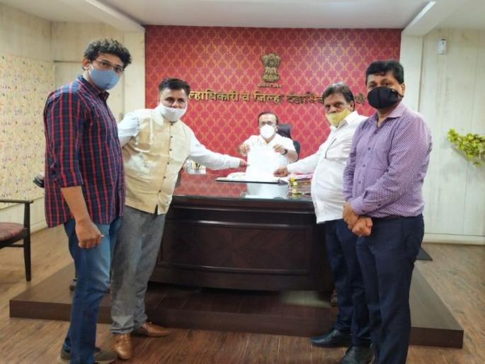 Small Entrepreneurs to Thane District Collector for Time Change | वेळेत बदल करण्यासाठी लघूउद्योजकांचे ठाणे जिल्हाधिकाऱ्यांना साकडे Small Entrepreneurs to Thane District Collector for Time Change | वेळेत बदल करण्यासाठी लघूउद्योजकांचे ठाणे जिल्हाधिकाऱ्यांना साकडे