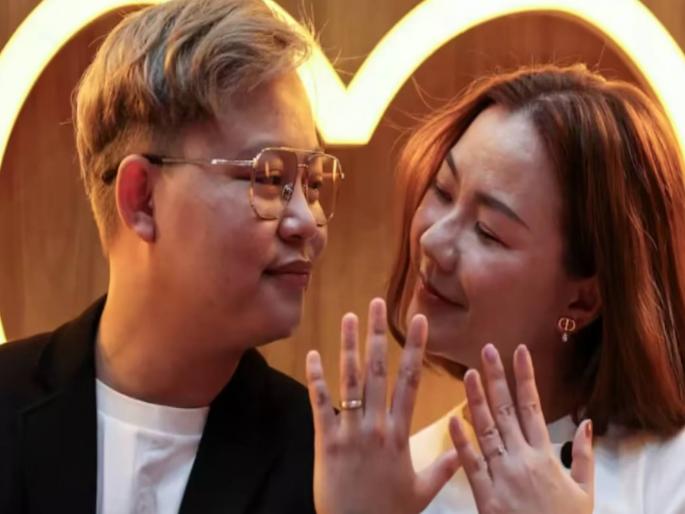 Thailand legalizes same-sex marriage, becoming the third country in Asia to do so | थायलंडमध्ये समलिंगी विवाह कायदा लागू, हा निर्णय घेणारा आशियातील तिसरा देश बनला Thailand legalizes same-sex marriage, becoming the third country in Asia to do so | थायलंडमध्ये समलिंगी विवाह कायदा लागू, हा निर्णय घेणारा आशियातील तिसरा देश बनला