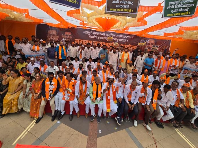 'I am ashamed of the tainted ministers'; Thackeray Sena's public outcry movement in Chhatrapati Sambhajinagar | 'कलंकित मंत्र्यांची मला लाज वाटते'; ठाकरेसेनेचे छत्रपती संभाजीनगरमध्ये जनआक्रोश आंदोलन 'I am ashamed of the tainted ministers'; Thackeray Sena's public outcry movement in Chhatrapati Sambhajinagar | 'कलंकित मंत्र्यांची मला लाज वाटते'; ठाकरेसेनेचे छत्रपती संभाजीनगरमध्ये जनआक्रोश आंदोलन