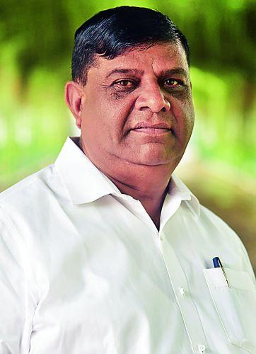 Supreme Court slams Charan Singh Thakur | चरणसिंग ठाकूर यांना सर्वोच्च न्यायालयाचा दणका Supreme Court slams Charan Singh Thakur | चरणसिंग ठाकूर यांना सर्वोच्च न्यायालयाचा दणका