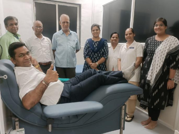 Thane District Hospital, Mumbai has a shortage of blood; Waiting for blood donors | ठाणे जिल्हा रुग्णालय, मुंबईला रक्ताचा तुटवडा; रक्तदात्यांची प्रतिक्षा Thane District Hospital, Mumbai has a shortage of blood; Waiting for blood donors | ठाणे जिल्हा रुग्णालय, मुंबईला रक्ताचा तुटवडा; रक्तदात्यांची प्रतिक्षा