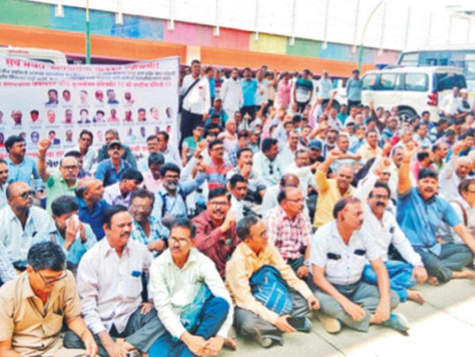 Chief Minister Eknath Shinde assured that positive decision will be taken to give justice to the workers of Supermax | सुपरमॅक्सच्या कामगारांना न्याय देण्यासाठी सकारात्मक निर्णय घेणार, मुख्यमंत्री एकनाथ शिंदे यांचं आश्वासन Chief Minister Eknath Shinde assured that positive decision will be taken to give justice to the workers of Supermax | सुपरमॅक्सच्या कामगारांना न्याय देण्यासाठी सकारात्मक निर्णय घेणार, मुख्यमंत्री एकनाथ शिंदे यांचं आश्वासन