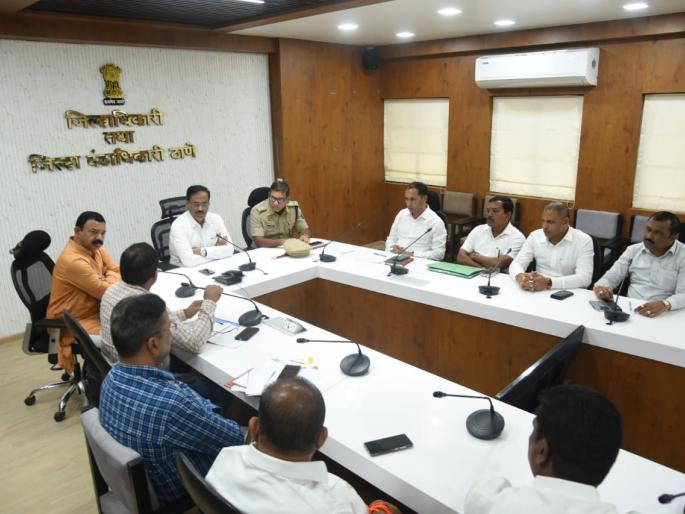 toll collection at padgha toll booth on mumbai nashik highway from night said thane collector | मुंबई-नाशिक महामार्गावरील पडघा टोल नाक्यावर रात्रीपासून टोल वसुली: ठाणे जिल्हाधिकारी toll collection at padgha toll booth on mumbai nashik highway from night said thane collector | मुंबई-नाशिक महामार्गावरील पडघा टोल नाक्यावर रात्रीपासून टोल वसुली: ठाणे जिल्हाधिकारी