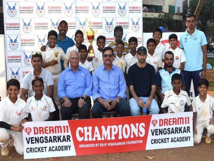 Thane: Mandovi Muslim Sports Club won the Vengsarkar Cup | Thane: मांडवी मुस्लीम स्पोर्ट्स क्लबने जिंकला वेंगसरकर चषक Thane: Mandovi Muslim Sports Club won the Vengsarkar Cup | Thane: मांडवी मुस्लीम स्पोर्ट्स क्लबने जिंकला वेंगसरकर चषक